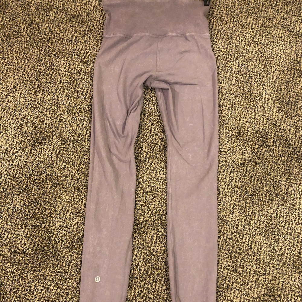 Lululemon leggings size 2